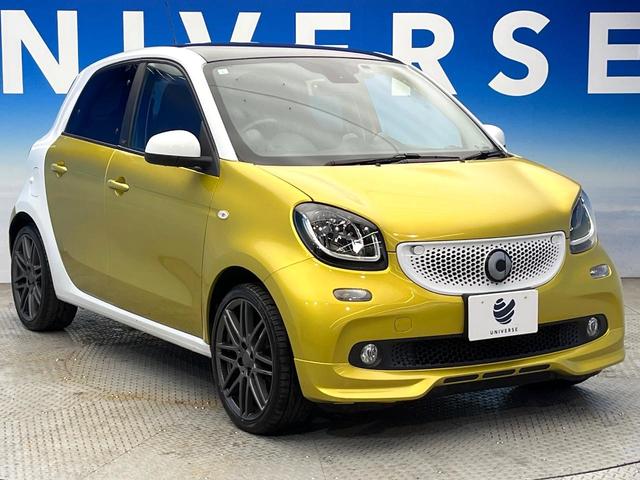 スマートフォーフォー ＢＲＡＢＵＳ　スポーツ　ガラスルーフ　革シート　バックカメラ　メモリーナビ　クルーズコントロール　レーンアシスト　アンビエントライト　前席シートヒーター　純正１７インチＡＷ　オートエアコン　地デジＴＶ　キーレス　禁煙車（27枚目）