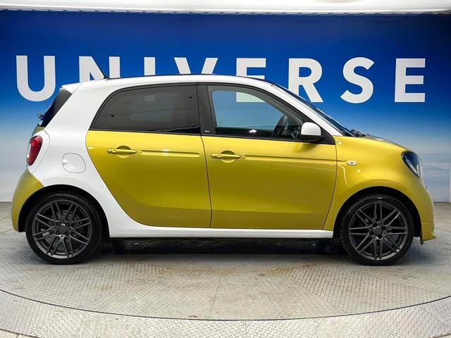 スマートフォーフォー ＢＲＡＢＵＳ　スポーツ　ガラスルーフ　革シート　バックカメラ　メモリーナビ　クルーズコントロール　レーンアシスト　アンビエントライト　前席シートヒーター　純正１７インチＡＷ　オートエアコン　地デジＴＶ　キーレス　禁煙車（28枚目）