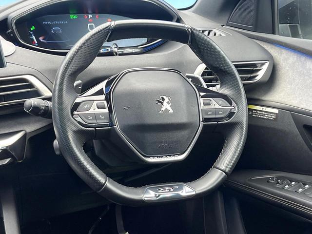 ５００８ ＧＴ　ブルーＨＤｉ　ファーストクラスパッケージ　サンルーフ　アダプティブクルーズコントロール　アップルカープレイ　３列シート　前席シートヒーター　運転席メモリー機能付きパワーシート　禁煙車　電動リアゲート　ディーゼル（11枚目）