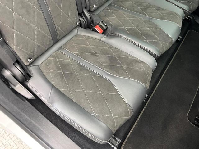 ５００８ ＧＴ　ブルーＨＤｉ　ファーストクラスパッケージ　サンルーフ　アダプティブクルーズコントロール　アップルカープレイ　３列シート　前席シートヒーター　運転席メモリー機能付きパワーシート　禁煙車　電動リアゲート　ディーゼル（33枚目）