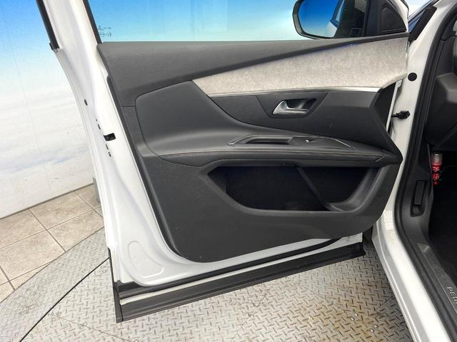 ５００８ ＧＴ　ブルーＨＤｉ　ファーストクラスパッケージ　サンルーフ　アダプティブクルーズコントロール　アップルカープレイ　３列シート　前席シートヒーター　運転席メモリー機能付きパワーシート　禁煙車　電動リアゲート　ディーゼル（35枚目）