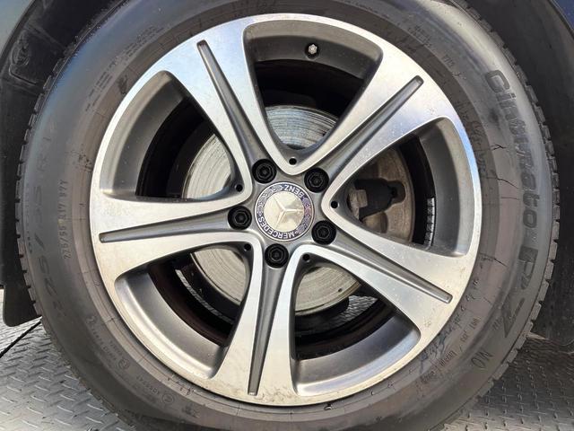 Eクラス E200 アバンギャルド レザーPKG 全周囲カメラ 電動リアゲート オートマチックハイビーム パーキングパイロット 全席シートヒーター メモリー付パワーシート ブルメスターサウンド 地デジTV 純正ナビ スマートキー 禁煙車(37枚目)