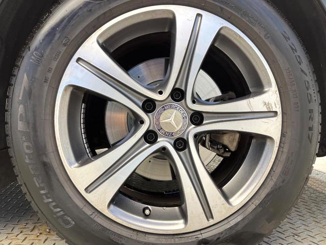 Eクラス E200 アバンギャルド レザーPKG 全周囲カメラ 電動リアゲート オートマチックハイビーム パーキングパイロット 全席シートヒーター メモリー付パワーシート ブルメスターサウンド 地デジTV 純正ナビ スマートキー 禁煙車(38枚目)