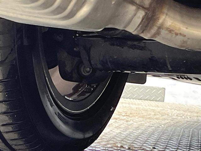 Eクラス E200 アバンギャルド レザーPKG 全周囲カメラ 電動リアゲート オートマチックハイビーム パーキングパイロット 全席シートヒーター メモリー付パワーシート ブルメスターサウンド 地デジTV 純正ナビ スマートキー 禁煙車(40枚目)