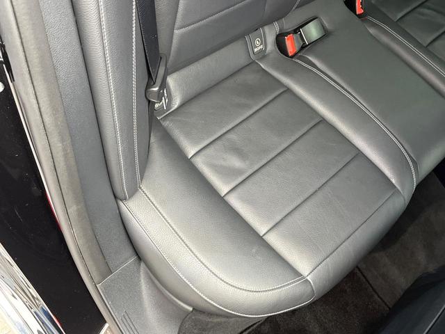 Eクラス E200 アバンギャルド レザーPKG 全周囲カメラ 電動リアゲート オートマチックハイビーム パーキングパイロット 全席シートヒーター メモリー付パワーシート ブルメスターサウンド 地デジTV 純正ナビ スマートキー 禁煙車(45枚目)