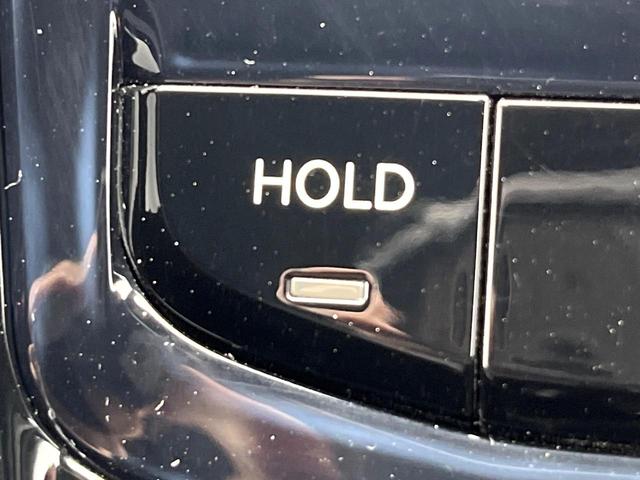 ジープ・コンパス ナイトイーグル　後期モデル　特別仕様車　アダプティブクルーズコントロール　オートブレーキホールド　ハーフレザーシート　オートハイビーム　雨量検知機能ワイパー　純正ナビ　バックカメラ　ワイヤレスチャージング　地デジＴＶ（7枚目）