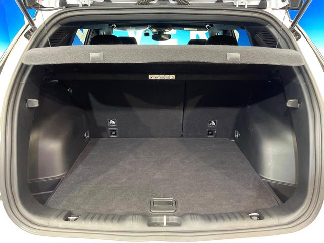 ジープ・コンパス ナイトイーグル　後期モデル　特別仕様車　アダプティブクルーズコントロール　オートブレーキホールド　ハーフレザーシート　オートハイビーム　雨量検知機能ワイパー　純正ナビ　バックカメラ　ワイヤレスチャージング　地デジＴＶ（13枚目）