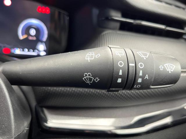 ジープ・コンパス ナイトイーグル　後期モデル　特別仕様車　アダプティブクルーズコントロール　オートブレーキホールド　ハーフレザーシート　オートハイビーム　雨量検知機能ワイパー　純正ナビ　バックカメラ　ワイヤレスチャージング　地デジＴＶ（51枚目）