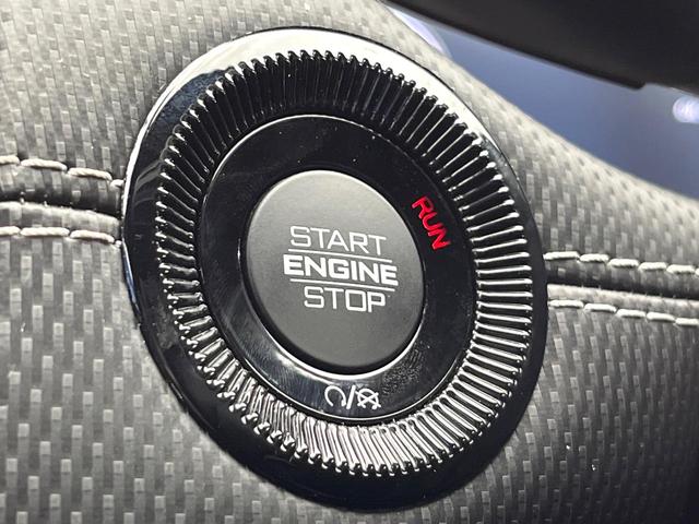 ジープ・コンパス ナイトイーグル　後期モデル　特別仕様車　アダプティブクルーズコントロール　オートブレーキホールド　ハーフレザーシート　オートハイビーム　雨量検知機能ワイパー　純正ナビ　バックカメラ　ワイヤレスチャージング　地デジＴＶ（53枚目）