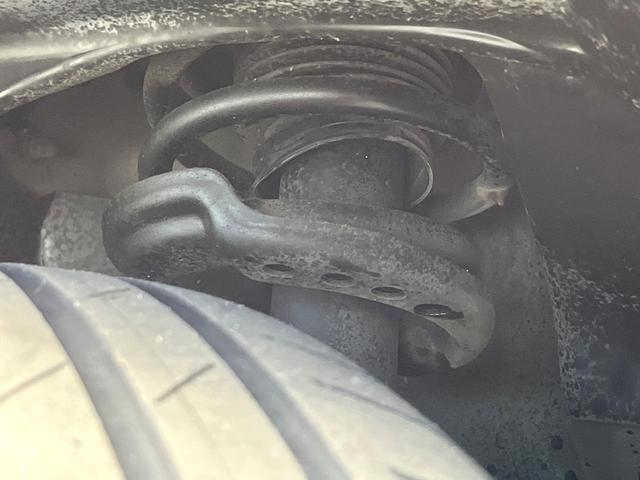 ジープ・レネゲード リミテッド　Ａｐｐｌｅ　Ｃａｒ　Ｐｌａｙ　ステアリングヒーター　黒革シート　前席パワーシート　前席シートヒーター　４ＷＡＹランパーサポート　アダプティブクルーズコントロール　ＬＥＤヘッドランプ　スマートキー　禁煙（26枚目）