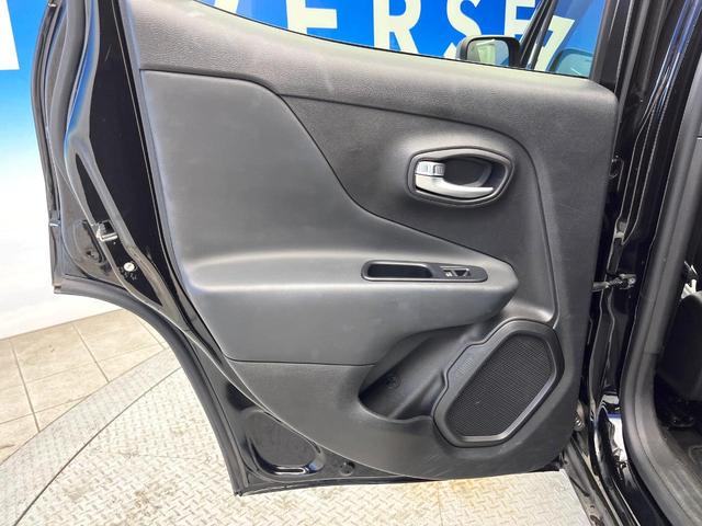 ジープ・レネゲード リミテッド　Ａｐｐｌｅ　Ｃａｒ　Ｐｌａｙ　ステアリングヒーター　黒革シート　前席パワーシート　前席シートヒーター　４ＷＡＹランパーサポート　アダプティブクルーズコントロール　ＬＥＤヘッドランプ　スマートキー　禁煙（42枚目）