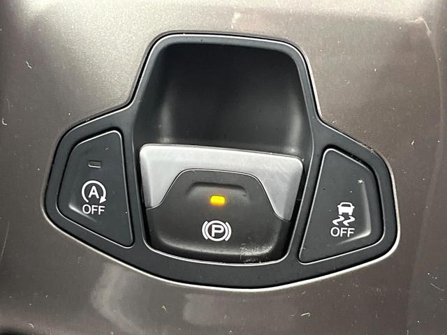 ジープ・レネゲード リミテッド　Ａｐｐｌｅ　Ｃａｒ　Ｐｌａｙ　ステアリングヒーター　黒革シート　前席パワーシート　前席シートヒーター　４ＷＡＹランパーサポート　アダプティブクルーズコントロール　ＬＥＤヘッドランプ　スマートキー　禁煙（57枚目）