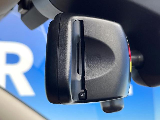 3シリーズ 320iラグジュアリー 革シートセット 前席シートヒーター レーンチェンジウォーニング ストレージパッケージ アクティブクルーズコントロール 前席パワーシート バックカメラ コンフォートアクセス 禁煙車 ワンオーナー(62枚目)