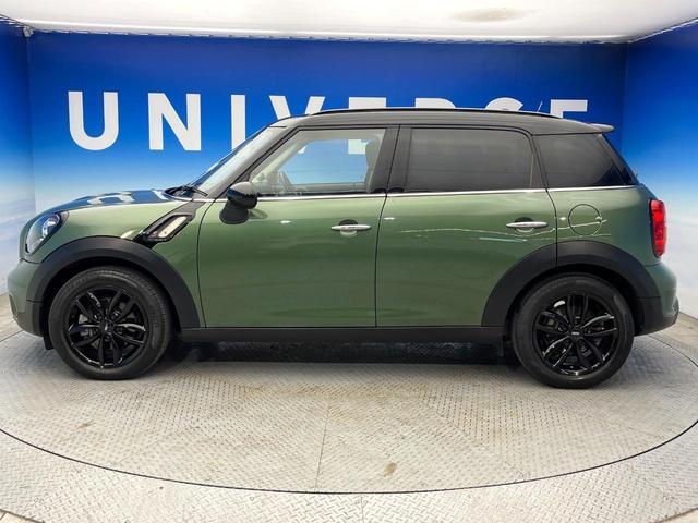 MINI クーパーSD クロスオーバー 後期モデル HIDヘッドライト HIDフロントフォグランプ オートライト バックカメラ Bluetooth接続 オートエアコン 純正17インチ5本ツインスポークAW キーレスエントリー 禁煙車(25枚目)