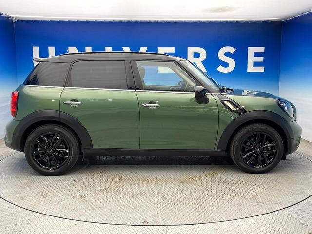 MINI クーパーSD クロスオーバー 後期モデル HIDヘッドライト HIDフロントフォグランプ オートライト バックカメラ Bluetooth接続 オートエアコン 純正17インチ5本ツインスポークAW キーレスエントリー 禁煙車(26枚目)