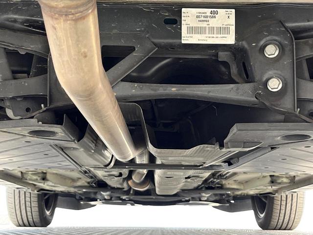 MINI クーパーSD クロスオーバー 後期モデル HIDヘッドライト HIDフロントフォグランプ オートライト バックカメラ Bluetooth接続 オートエアコン 純正17インチ5本ツインスポークAW キーレスエントリー 禁煙車(28枚目)