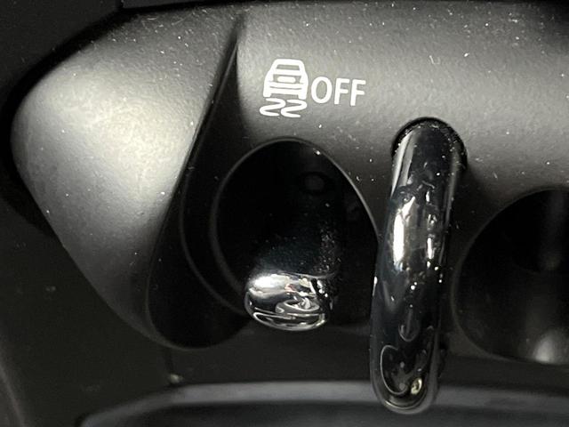 MINI クーパーSD クロスオーバー 後期モデル HIDヘッドライト HIDフロントフォグランプ オートライト バックカメラ Bluetooth接続 オートエアコン 純正17インチ5本ツインスポークAW キーレスエントリー 禁煙車(60枚目)