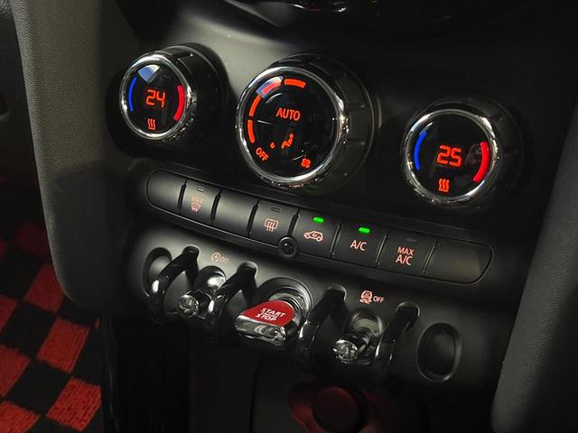 ���f���A���I�[�g�G�A�R���F�^�]�ȁE����Ȃ��ꂼ��ŉ��x�ݒ肪�\�ȓƗ����I�[�g�G�A�R����W���������Ă���܂��I