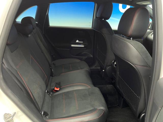 Ｂクラス Ｂ２００ｄ　ＡＭＧライン　レーダーセーフティパッケージ　レーダークルーズコントロール　ブラインドスポット　パークトロニック　アダプティンブハイビームアシストプラス　前席パワーシート　前席シートヒーター　ハーフレザーシート　禁煙（10枚目）