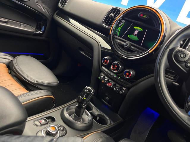 ＭＩＮＩ クーパーＳ　クロスオーバー　ＡＬＬ４エクステアスタイリング　ペッパーパッケージ　アダプティブクルーズコントロール　衝突被害軽減システム　レーンアシスト　クリアランスソナー　純正ナビ　バックカメラ　Ｂｌｕｅｔｏｏｔｈ接続　禁煙車（48枚目）