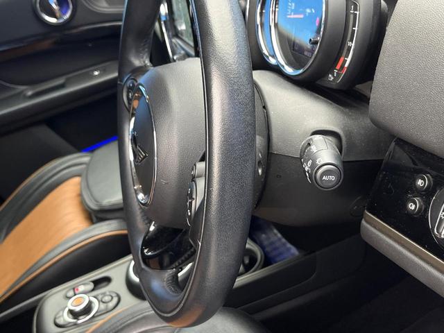 ＭＩＮＩ クーパーＳ　クロスオーバー　ＡＬＬ４エクステアスタイリング　ペッパーパッケージ　アダプティブクルーズコントロール　衝突被害軽減システム　レーンアシスト　クリアランスソナー　純正ナビ　バックカメラ　Ｂｌｕｅｔｏｏｔｈ接続　禁煙車（49枚目）
