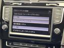 ＴＳＩハイラインブルーモーションテクノロジー　バイキセノンＰＫＧ　ＤｉｓｃｏｖｅｒＰｒｏ（ナビゲーションシステム）　アダプティブクルーズ　純正１７インチアルミ　レインセンサー　リアビューカメラ　ワンオーナー　禁煙車（53枚目）