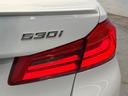530i Mスポーツ セレクトパッケージ コンフォートパッケージ サンルーフ ハーマンカードンサウンド ソフトクローズドア 黒革シート 前席シートエアコン 前席パワーシート 全席シートヒーター ダブルエアコン 禁煙車(33枚目)