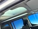 ベルランゴ シャイン　ワンオーナー　マルチパノラミックルーフ　ＡＰＰＬＥＣＡＲＰＬＡＹ　バックカメラ　後席３席独立シート　後席サンブラインド　スマートフォンワイヤレスチャージング　デュアルオートエアコン　禁煙車（4枚目）