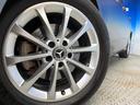 ●純正17インチアルミホイール:輸入車ならではの卓越した走りを支えるホイールと足回りです!日本車の走りに慣れている方にもぜひ体感して頂きたいほど、高いレベルでまとまっています!