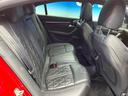 ●後部座席も気になるようなキズ・汚れやへたり等、大きなダメージはなく、良好な状態です。