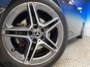 ●純正18インチアルミホイール:輸入車ならではの卓越した走りを支えるホイールと足回りです!日本車の走りに慣れている方にもぜひ体感して頂きたいほど、高いレベルでまとまっています!