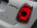 クーパーＤ　クロスオーバー　アダプティブＬＥＤヘッドライト　ペッパーパッケージ　アダプティブクルーズコントロール　インテリジェントセーフティ　純正ナビ　リアビューカメラ　電動リアゲート　純正１８インチアルミ　ディーゼル車　禁煙車（47枚目）
