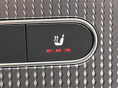 ●フロントシートヒーティング：運転席・助手席共に三段階で調節が可能なシートヒーターを装備しております。季節を問わず快適にご使用いただけます。 7