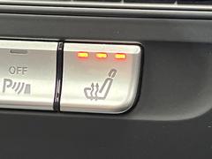 ●フロントシートヒーティング：運転席・助手席共に三段階で調節が可能なシートヒーターを装備しております。季節を問わず快適にご使用いただけます。 5
