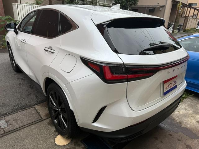 ＮＸ ＮＸ２５０ワンオーナー禁煙車　同色純正フェンダーアーチモール　赤／黒内装・Ｆスポーツ純正２０インチホイール・ヘッドアップディスプレイ・ムーンルーフ・純正１４インチモニターナビＴＶ・純正ドライブレコーダー・デジタルインナーミラー・ＴＶキャンセラー付・カードキー（38枚目）