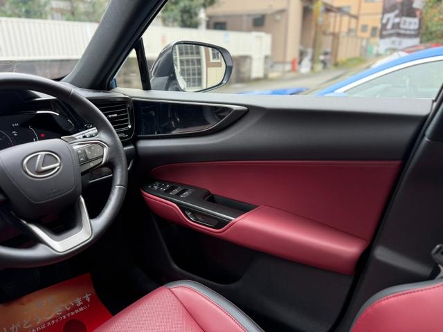 ＮＸ ＮＸ２５０ワンオーナー禁煙車　同色純正フェンダーアーチモール　赤／黒内装・Ｆスポーツ純正２０インチホイール・ヘッドアップディスプレイ・ムーンルーフ・純正１４インチモニターナビＴＶ・純正ドライブレコーダー・デジタルインナーミラー・ＴＶキャンセラー付・カードキー（61枚目）