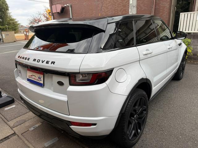 レンジローバーイヴォーク HSEダイナミックSi4 4WD 赤黒革シート 純正20AW グラファイトデザインパック・パノラミックグラスルーフ・MERIDIANサウンドシステム・360度パークアシストモニター・F席パワーシートシートヒーター・パワーテールゲート・ETC・純正ナビTV・4WD(6枚目)