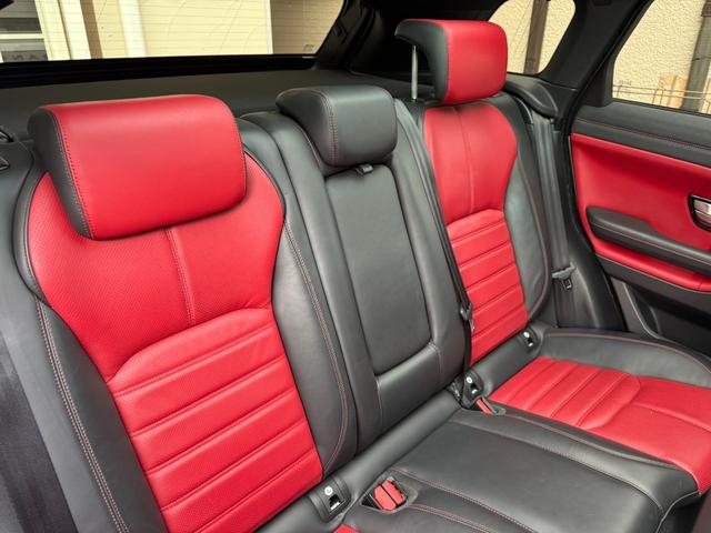 レンジローバーイヴォーク HSEダイナミックSi4 4WD 赤黒革シート 純正20AW グラファイトデザインパック・パノラミックグラスルーフ・MERIDIANサウンドシステム・360度パークアシストモニター・F席パワーシートシートヒーター・パワーテールゲート・ETC・純正ナビTV・4WD(19枚目)