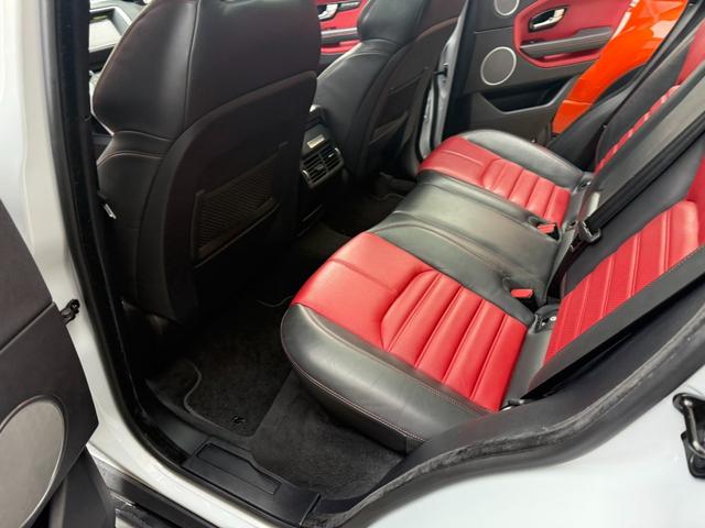 レンジローバーイヴォーク HSEダイナミックSi4 4WD 赤黒革シート 純正20AW グラファイトデザインパック・パノラミックグラスルーフ・MERIDIANサウンドシステム・360度パークアシストモニター・F席パワーシートシートヒーター・パワーテールゲート・ETC・純正ナビTV・4WD(23枚目)