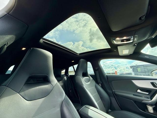 CLAクラス シューティングブレーク CLA200dシュティングブレAMGレザエクスクルP パノラマルーフ・レザーエクスクルーシブPKG・アドバンスドPKG・レーダーセフティPKG・ナビPKG・360度カメラ・シートヒーター・ETC・ヘッドアップD・20インチAW・パワーバックドア(5枚目)