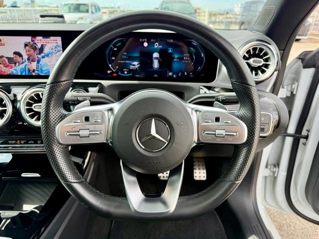 CLAクラス シューティングブレーク CLA200dシュティングブレAMGレザエクスクルP パノラマルーフ・レザーエクスクルーシブPKG・アドバンスドPKG・レーダーセフティPKG・ナビPKG・360度カメラ・シートヒーター・ETC・ヘッドアップD・20インチAW・パワーバックドア(7枚目)