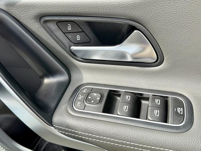 CLAクラス シューティングブレーク CLA200dシュティングブレAMGレザエクスクルP パノラマルーフ・レザーエクスクルーシブPKG・アドバンスドPKG・レーダーセフティPKG・ナビPKG・360度カメラ・シートヒーター・ETC・ヘッドアップD・20インチAW・パワーバックドア(14枚目)