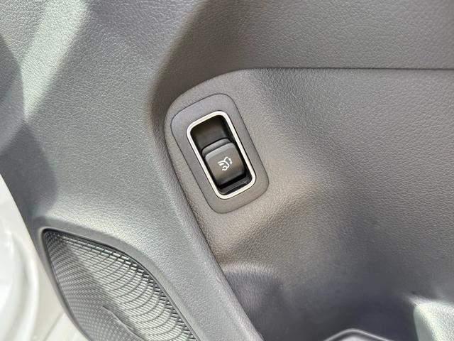 CLAクラス シューティングブレーク CLA200dシュティングブレAMGレザエクスクルP パノラマルーフ・レザーエクスクルーシブPKG・アドバンスドPKG・レーダーセフティPKG・ナビPKG・360度カメラ・シートヒーター・ETC・ヘッドアップD・20インチAW・パワーバックドア(15枚目)