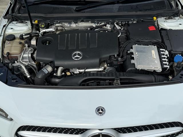 CLAクラス シューティングブレーク CLA200dシュティングブレAMGレザエクスクルP パノラマルーフ・レザーエクスクルーシブPKG・アドバンスドPKG・レーダーセフティPKG・ナビPKG・360度カメラ・シートヒーター・ETC・ヘッドアップD・20インチAW・パワーバックドア(39枚目)