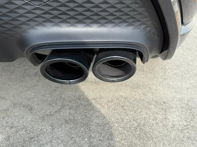 マカン マカンGTS カーボンインテリアPKG・パノラマルーフ・BOSE・PSCB・アダプティブエアサス・ハイグロスエクステリア・カーボンGTステアリング・レザー・アダプティブスポーツシートベンチレーション付き・(6枚目)