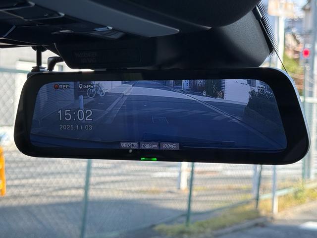 マカン マカンGTS カーボンインテリアPKG・パノラマルーフ・BOSE・PSCB・アダプティブエアサス・ハイグロスエクステリア・カーボンGTステアリング・レザー・アダプティブスポーツシートベンチレーション付き・(35枚目)