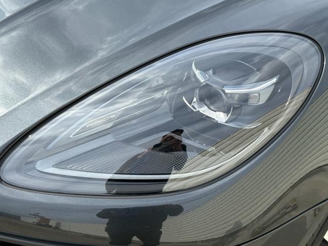 マカン マカンGTS カーボンインテリアPKG・パノラマルーフ・BOSE・PSCB・アダプティブエアサス・ハイグロスエクステリア・カーボンGTステアリング・レザー・アダプティブスポーツシートベンチレーション付き・(41枚目)