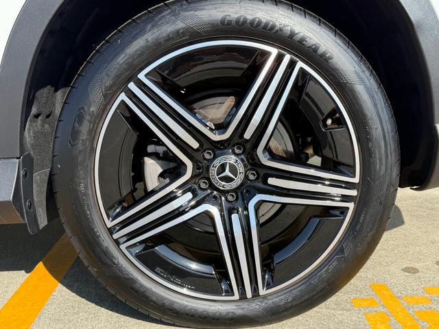 純正２０インチアルミホイール