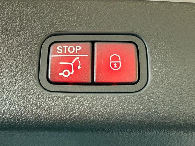 パワーリアゲート＆フットセンサー付き