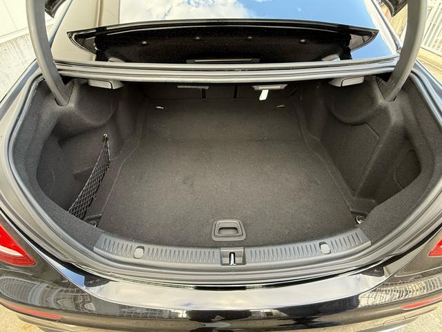 Eクラス E200 アバンギャルド スポーツ パノラマルーフ・レザーEXP・レーダーセーフティPKG・全周囲カメラ・HUD・マルチビームLED・パワーバックドア・前席パワーシート・シートヒーター・純正19AW・地デジ・Bluetooth・禁煙車(33枚目)